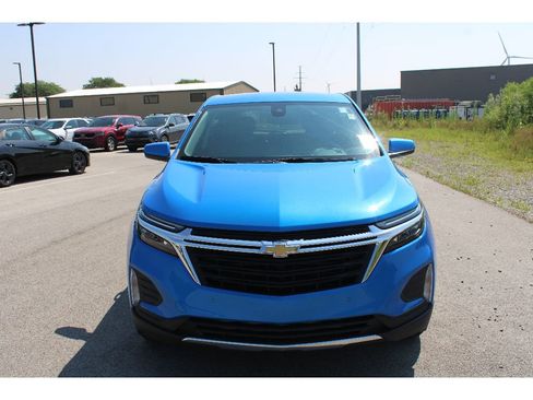 Used 2024 Chevrolet Equinox LT w/ LPO, Floor Liner Package image 3