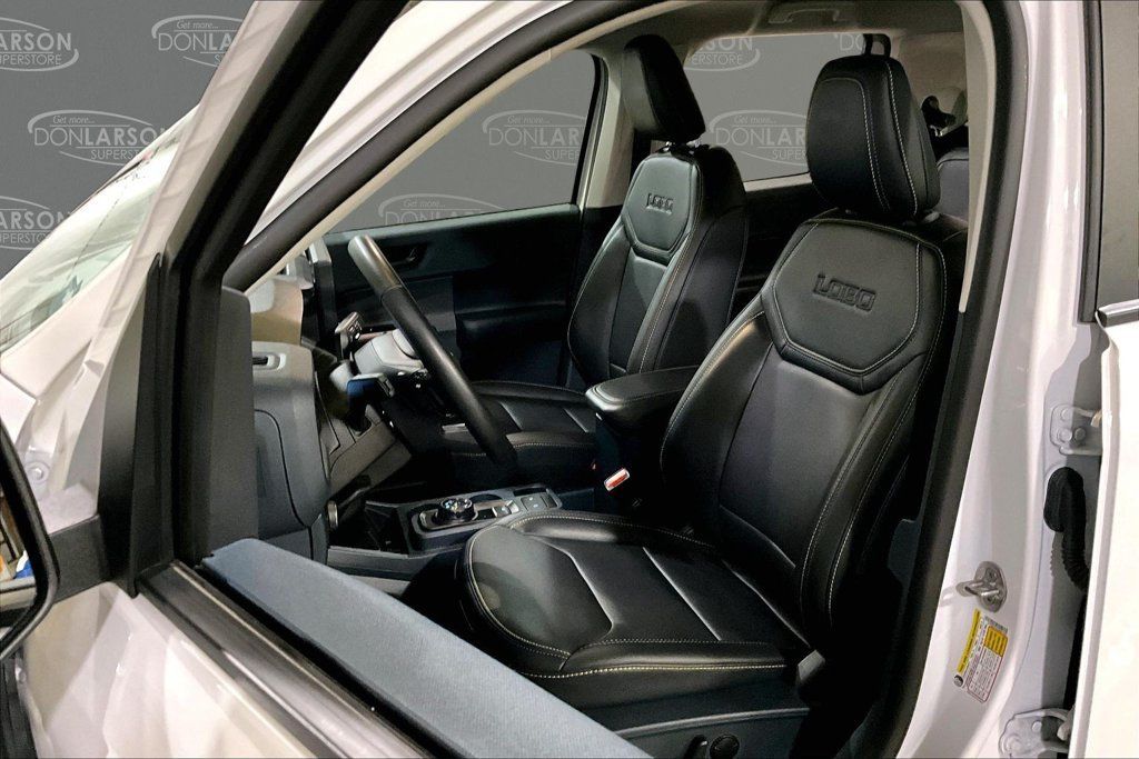 Used 2025 Ford Maverick Lobo AWD/4WD image 17