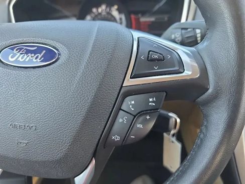 Used 2016 Ford Fusion SE w/ Equipment Group 202A FWD image 22