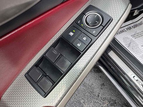Used 2018 Lexus IS 300 F Sport w/ F Sport Package AWD/4WD image 28