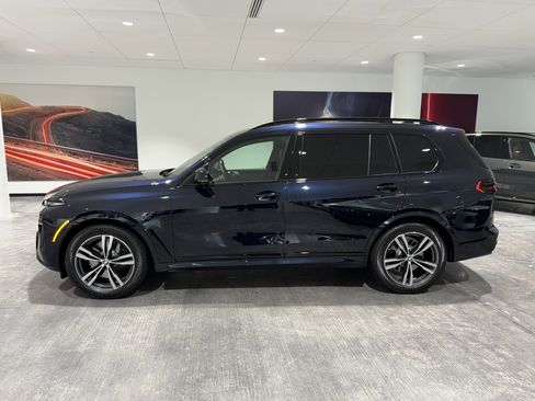 New 2027 BMW X7 xDrive40i w/ Executive Package AWD/4WD image 4