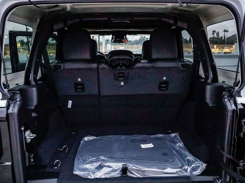 New 2026 Jeep Wrangler Rubicon image 31