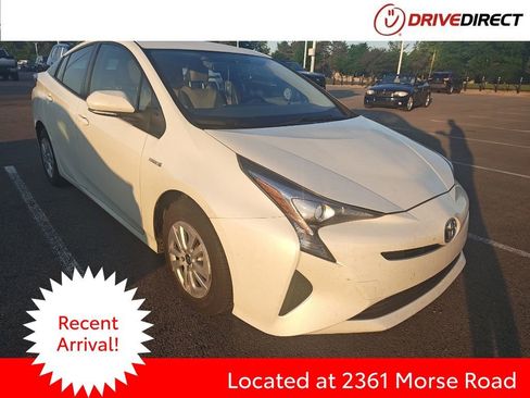Used 2016 Toyota Prius Two FWD image 1