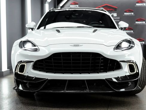 Used 2021 Aston Martin DBX AWD/4WD image 5