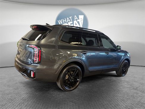 Certified 2024 Kia Telluride EX X-Line image 3
