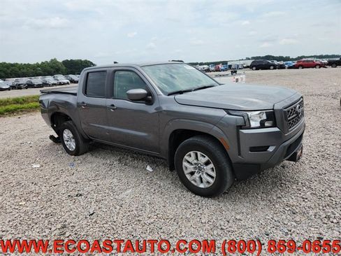 Used 2022 Nissan Frontier SV AWD/4WD image 1