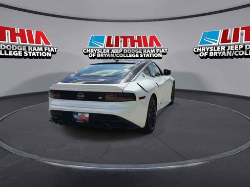 Used 2024 Nissan Z Performance w/ Floor Mat Package image 7