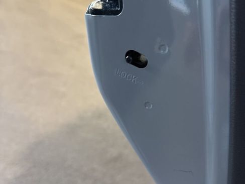 Used 2021 Nissan Kicks SV image 18