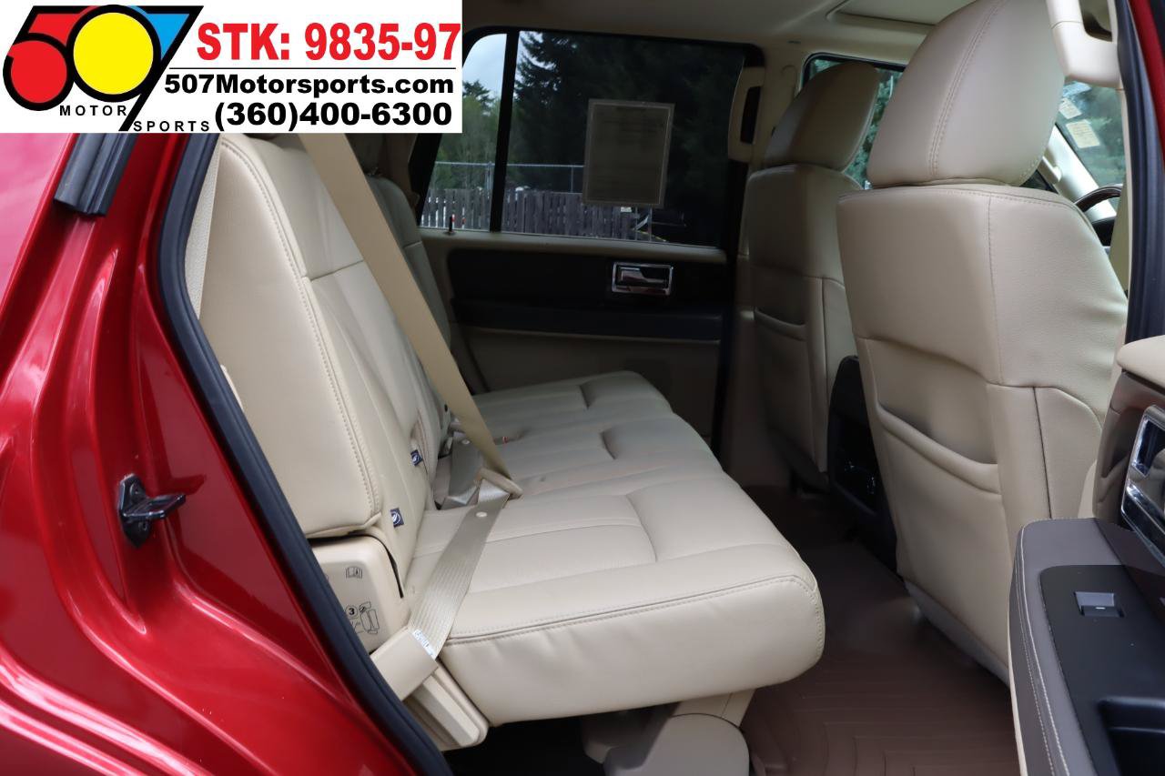 Used 2015 Lincoln Navigator 4WD w/ Equipment Group 101A Reserve image 22