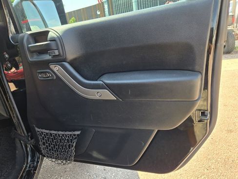 Used 2015 Jeep Wrangler Unlimited Sport w/ Quick Order Package 24S image 22