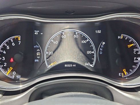 Used 2018 Jeep Grand Cherokee Limited RWD image 16