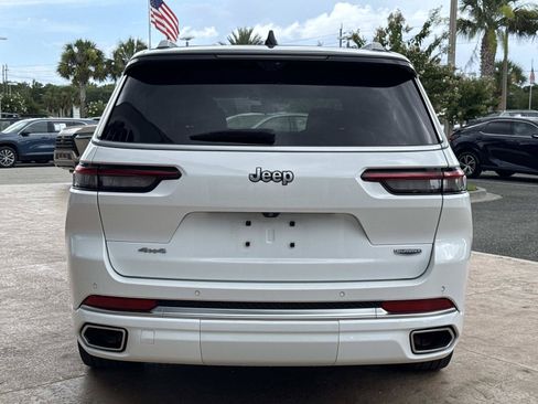 Used 2023 Jeep Grand Cherokee L Summit w/ Advanced Protech Group IV AWD/4WD image 38