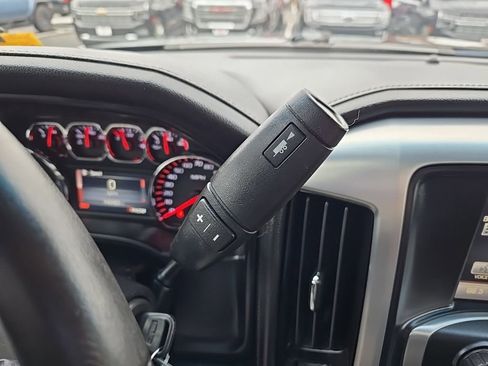 Used 2014 GMC Sierra 1500 SLE w/ SLE Value Package AWD/4WD image 19