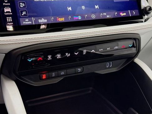 New 2026 Jeep Cherokee Limited image 15