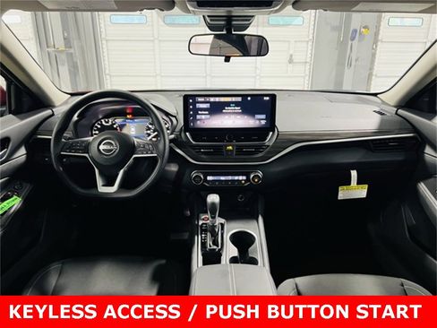 New 2025 Nissan Altima 2.5 SV w/ SV Special Edition Package image 4