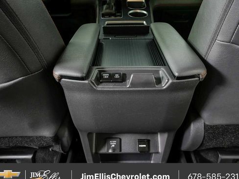 Used 2021 Toyota Sienna XSE w/ XSE Plus Package FWD image 19