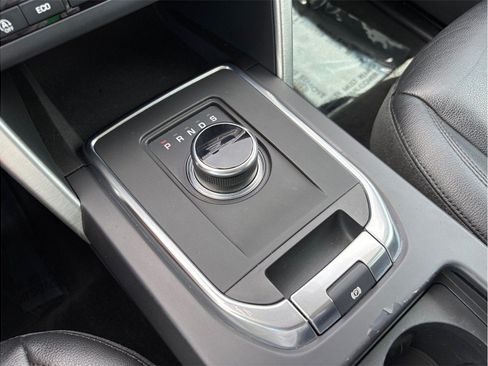 Used 2019 Land Rover Discovery Sport SE AWD/4WD image 33