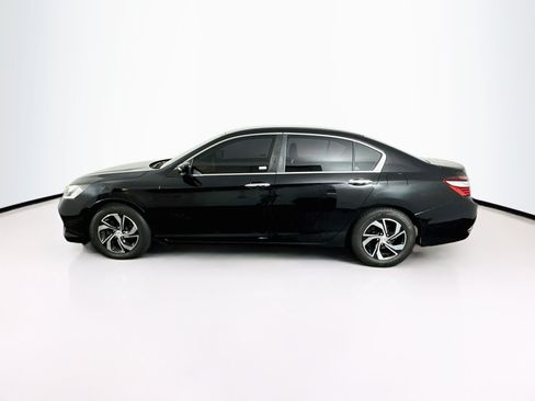 Used 2017 Honda Accord LX image 4