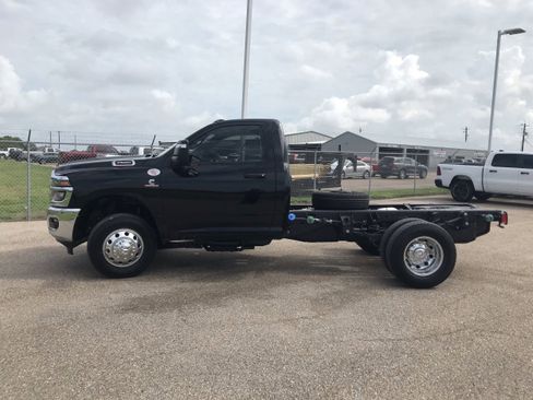 New 2025 RAM 3500 Tradesman image 7