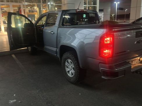 Used 2020 Chevrolet Colorado W/T w/ WT Convenience Package RWD image 5