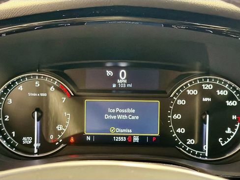 Certified 2024 Cadillac XT5 Luxury image 10