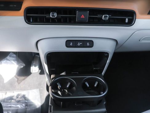 New 2025 Volkswagen ID. Buzz Pro S Plus image 27