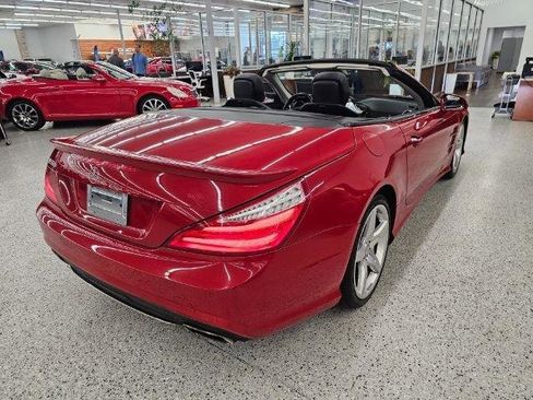 Used 2013 Mercedes-Benz SL 550 image 10