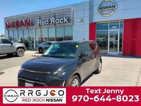 Used 2024 Kia Soul LX w/ Option Group 015 FWD image 1