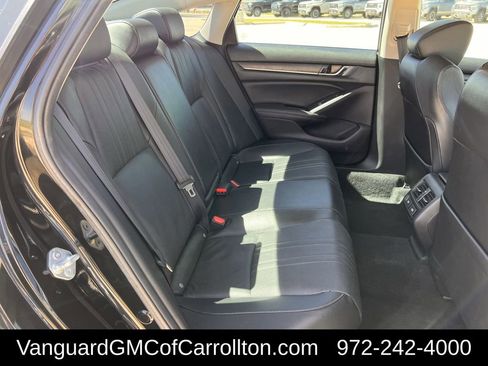 Used 2021 Honda Accord Touring image 28