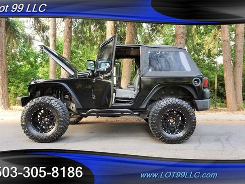 Used 2007 Jeep Wrangler Sahara w/ Dual Top Group AWD/4WD image 25