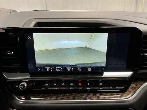 New 2026 GMC Sierra 1500 Elevation w/ Elevation Premium Package AWD/4WD image 15