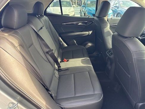 Used 2023 Buick Envision Essence image 10