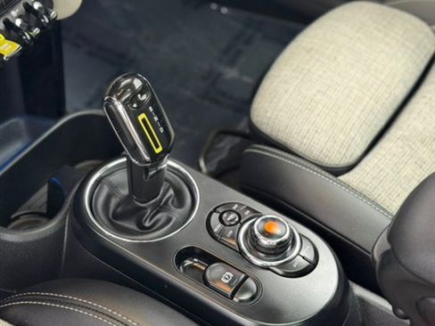 Used 2020 MINI Cooper SE w/ 6.5" Touchscreen Package FWD image 15