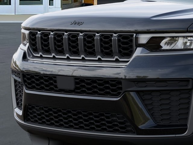 New 2026 Jeep Grand Cherokee Altitude AWD/4WD image 11