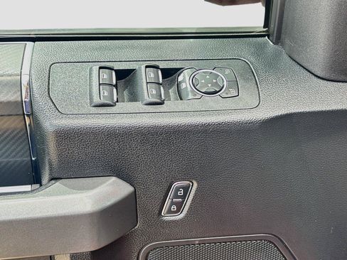 Used 2018 Ford F150 XLT w/ Equipment Group 301A Mid RWD image 17