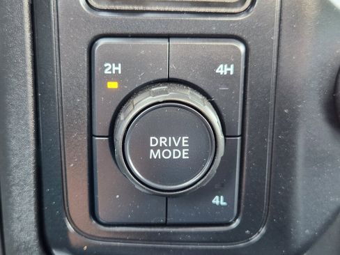 Used 2024 Ford F250 XL w/ XL Chrome Package image 22