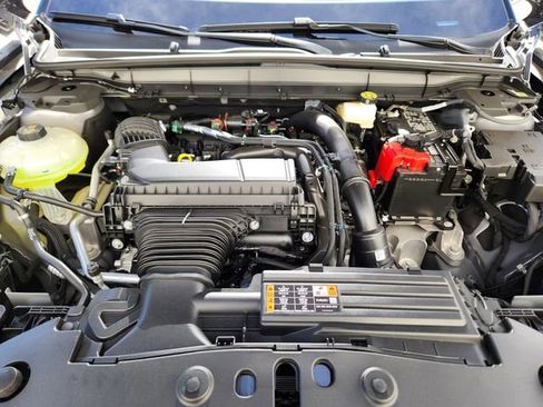 New 2025 Lincoln Nautilus Premier image 19