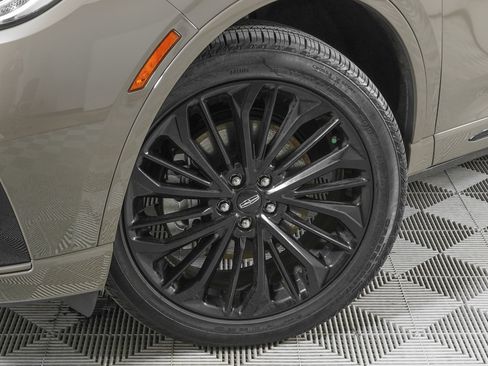 Used 2025 Lincoln Corsair Grand Touring w/ Jet Appearance Package image 30