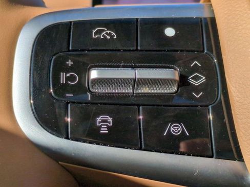 Certified 2025 Genesis G80 2.5T image 22