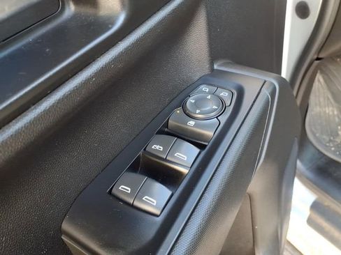 Used 2019 GMC Sierra 1500 4x4 Crew Cab image 9