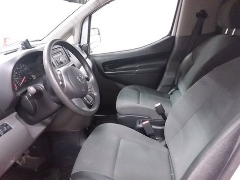 Used 2015 Nissan NV200 SV w/ Back Door Glass Package image 10