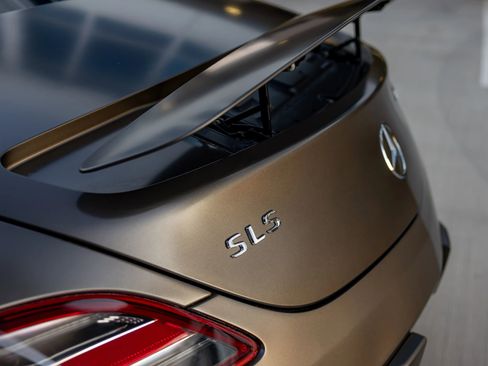 Used 2011 Mercedes-Benz SLS AMG Coupe image 33