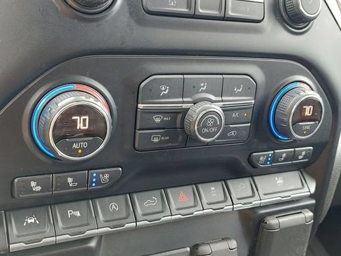 Used 2019 Chevrolet Silverado 1500 High Country AWD/4WD image 40