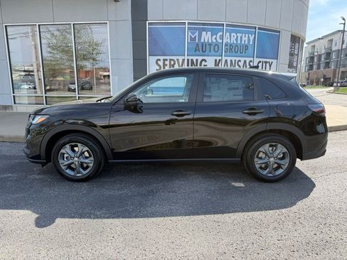New 2026 Honda HR-V LX image 9