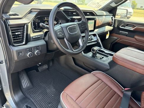 New 2026 GMC Sierra 1500 Denali Ultimate image 9