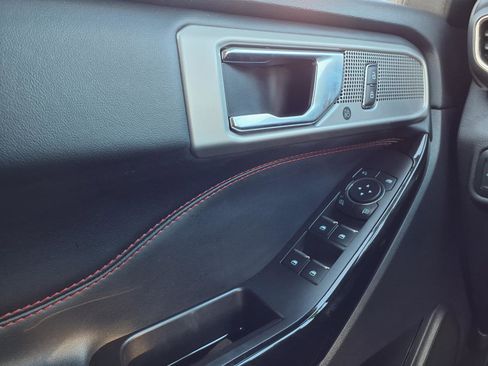 Used 2022 Ford Explorer ST-Line image 21