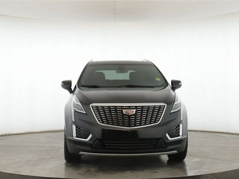 Used 2025 Cadillac XT5 Premium Luxury image 12