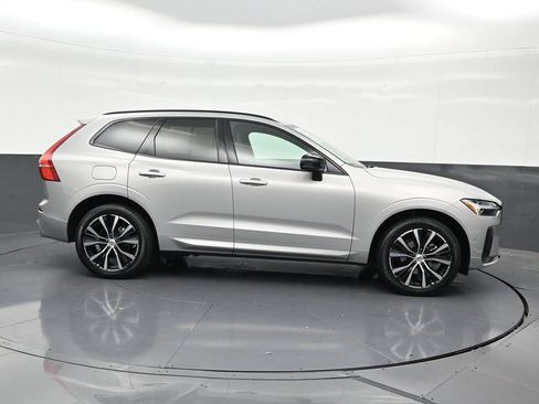 Used 2024 Volvo XC60 B5 Plus w/ Climate Package AWD/4WD image 7