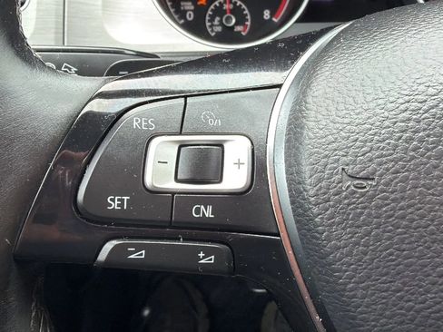Used 2017 Volkswagen Golf S AWD/4WD image 12