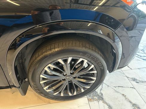 Used 2026 Nissan Rogue Platinum w/ Platinum Premium Package AWD/4WD image 23